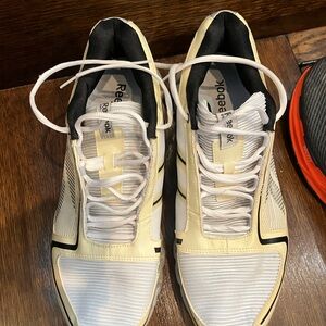 Reebok Men's White and Cream Athletic Shoes - Size 11.5